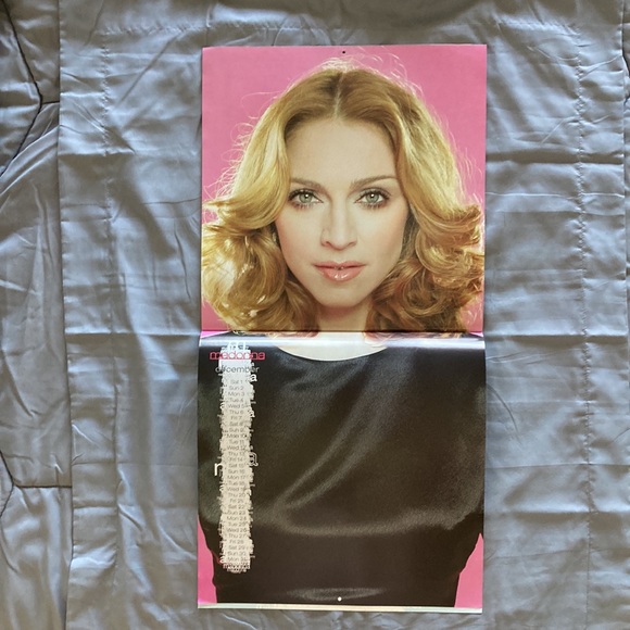 MADONNA 2001 Calendar - Picture 4 of 4